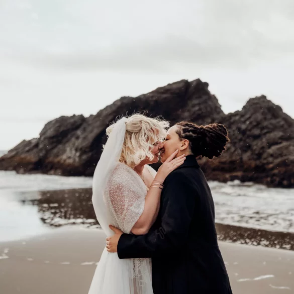 Intimate Wedding Celebration on the Oregon Coast